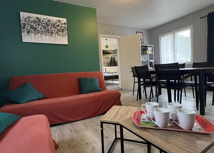 Prázdninový dům Champetre Avec Piscine Couverte En Auvergne - Fr-1-489-590 Le Theil (Allier)