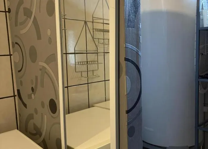 Champetre Avec Piscine Couverte En Auvergne - Fr-1-489-590 *