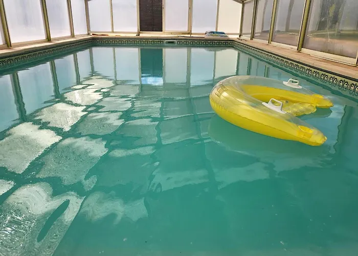 Prázdninový dům Champetre Avec Piscine Couverte En Auvergne - Fr-1-489-590 Le Theil (Allier)