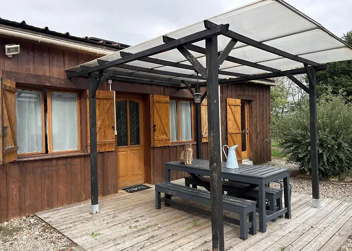 Champetre Avec Piscine Couverte En Auvergne - Fr-1-489-590 Prázdninový dům *