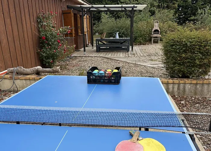 Champetre Avec Piscine Couverte En Auvergne - Fr-1-489-590 Prázdninový dům *